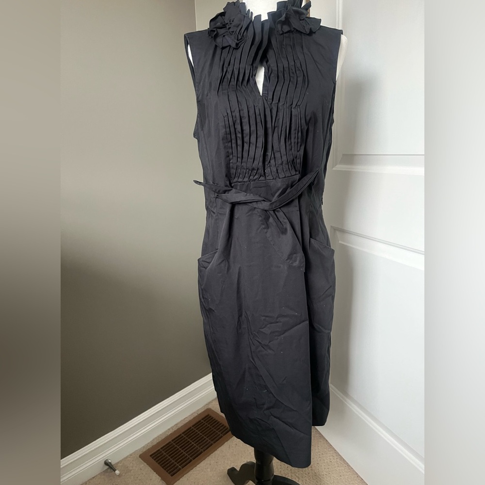 Elie Tahari Elegant Black Sleeveless Dress